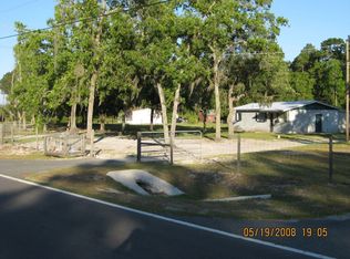 337 Sleepy Hollow Dr, Interlachen, FL 32148