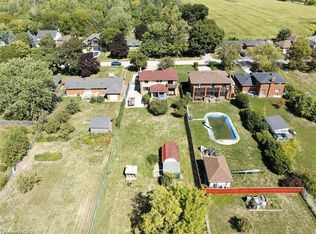 729 Winston Rd, Grimsby, ON L3M 4E8