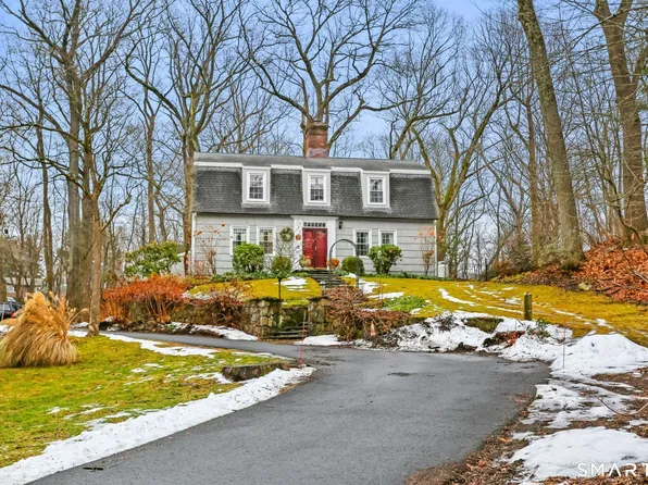 9 Hollow Spring Road, Norwalk, CT 06854