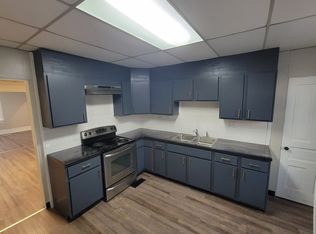 236 E 27th St, Dubuque, IA 52001