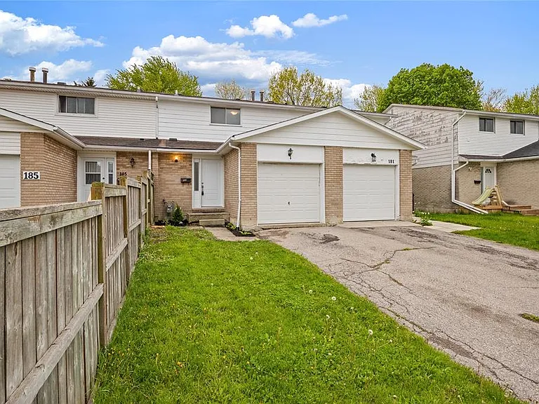 183 Bedford Cres — Photo 1