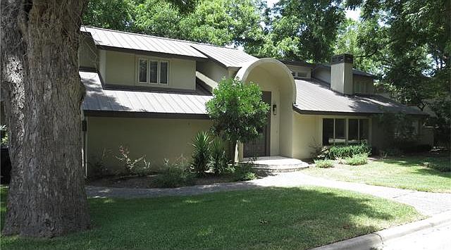1st image of 3600 Rivercrest Dr