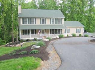 14 Somerset Dr, Belvidere, NJ 07823