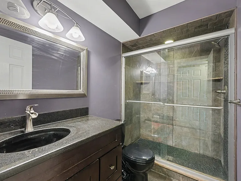 701 Charing Ct — Photo 21