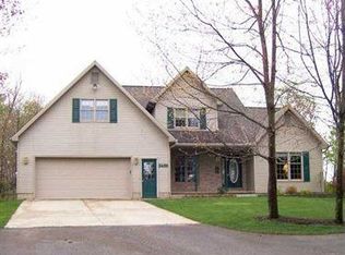 2433 Hillborn Rd, Erie, PA 16509