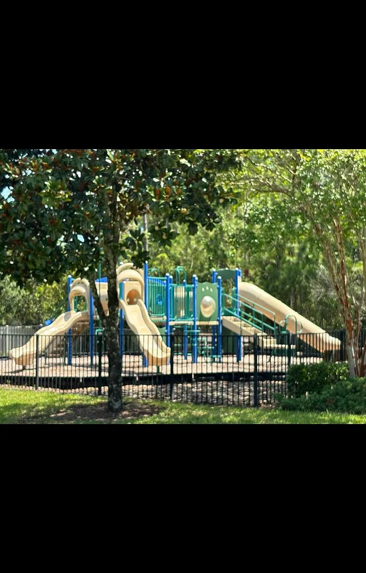 2 bed, 940 sqft, $1,850 — Photo 1