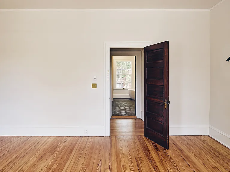 2979 Saint Johns Ave — Photo 21