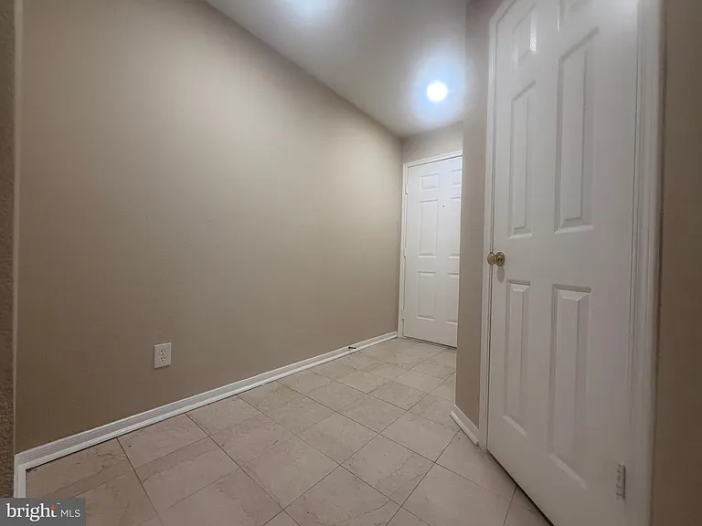 666 Gateway Dr SE #501 — Photo 9