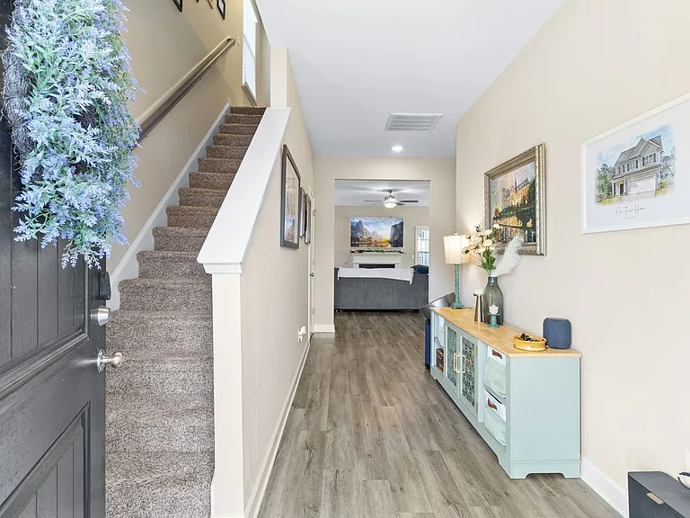 50 Basswood Ct — Photo 6