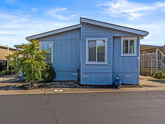 3rd image of 6468 Washington Street #20