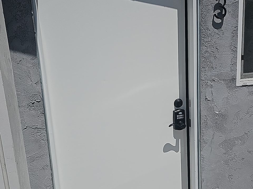 2nd image of 2311-2319 Chatsworth Blvd Unit 3