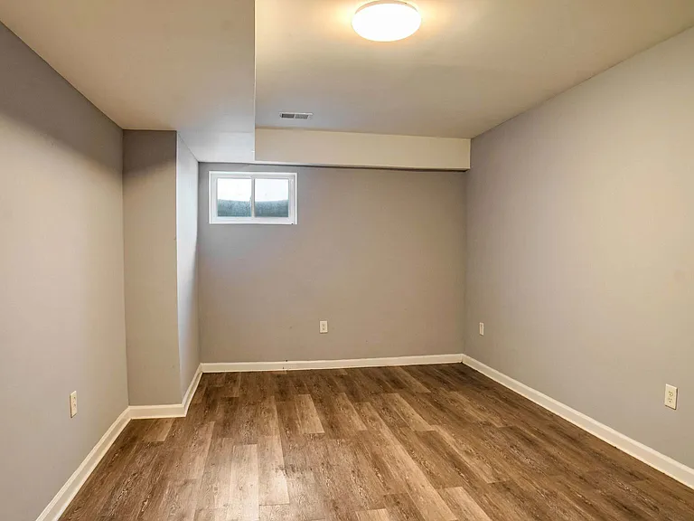 5209 W Maple Shade Ln — Photo 25