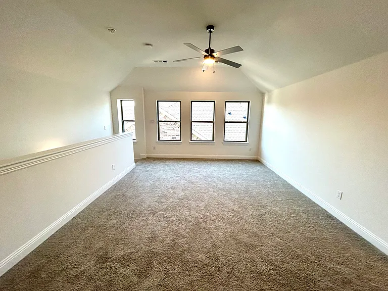 614 Morning Light Ln — Photo 38