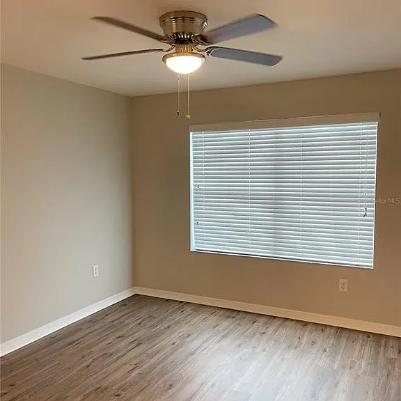 4011 Winding Vine Dr — Photo 17