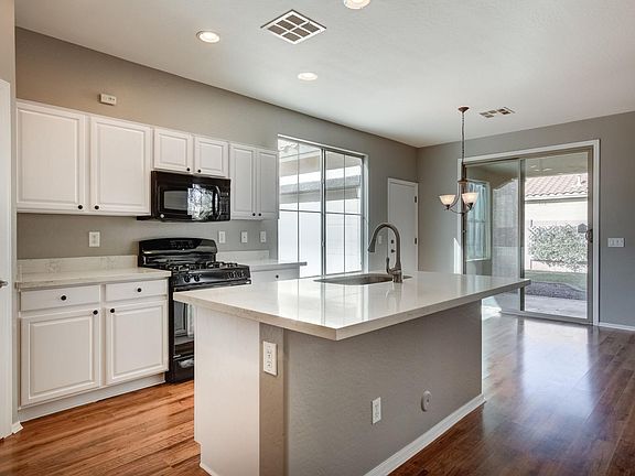 4th image of 21050 E Aldecoa Dr