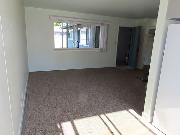 4th image of 1418 Kingman Ave