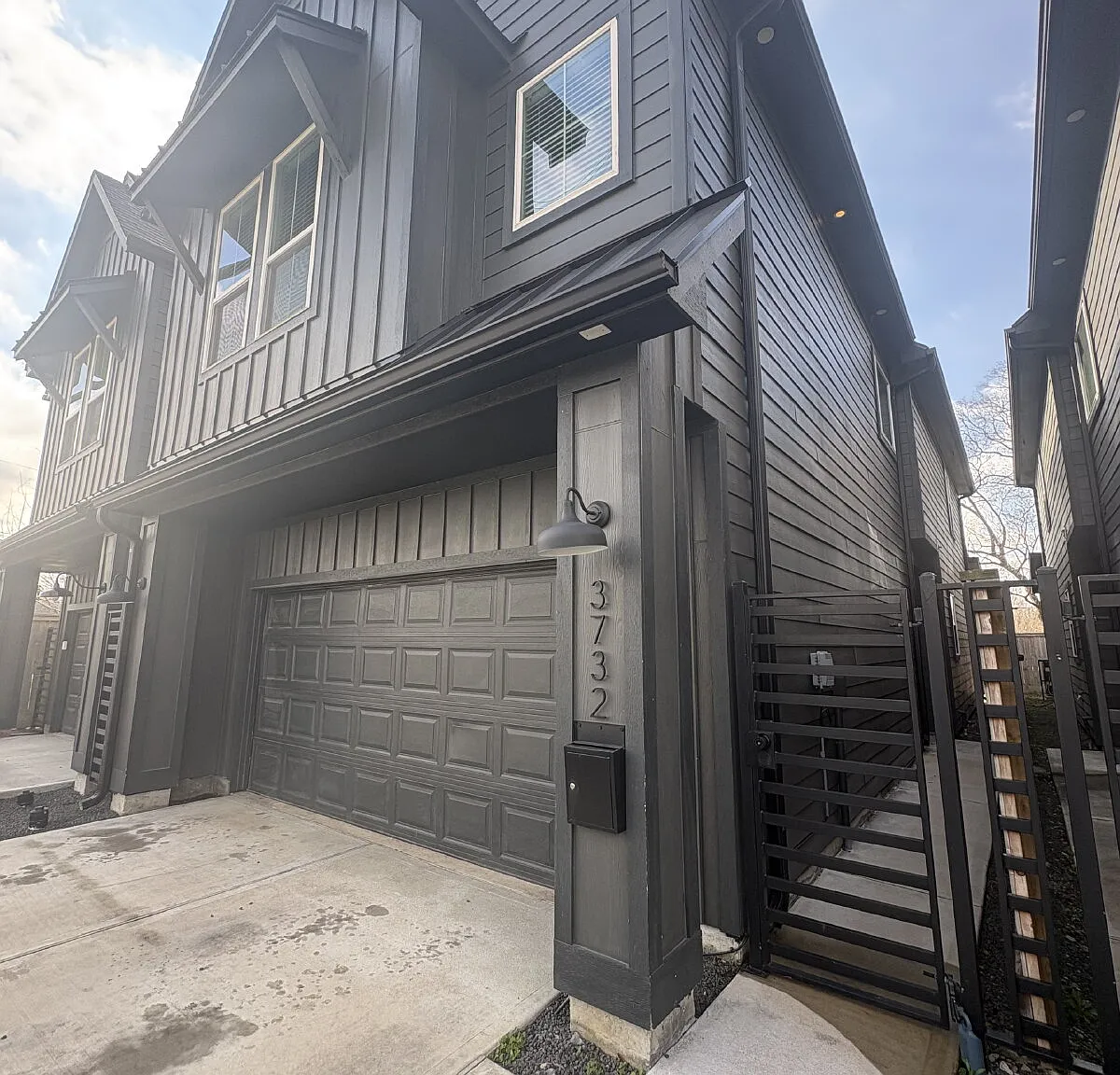 3 bed, 2.5 bath, 1727 sqft, $2,350 — Photo 3