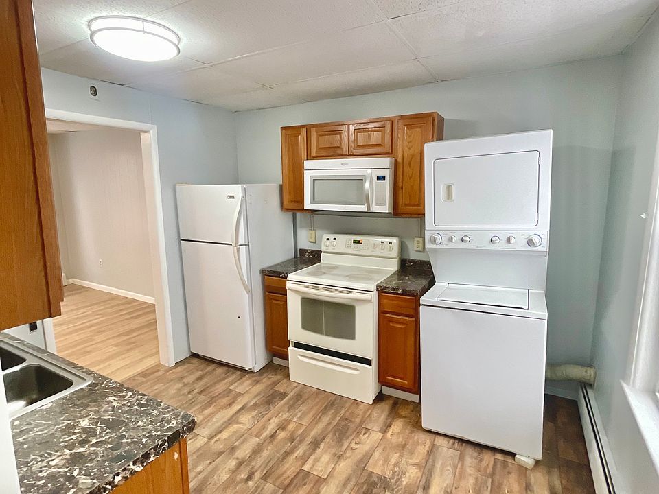 1st image of 11 Saint Thomas Pl APT 2