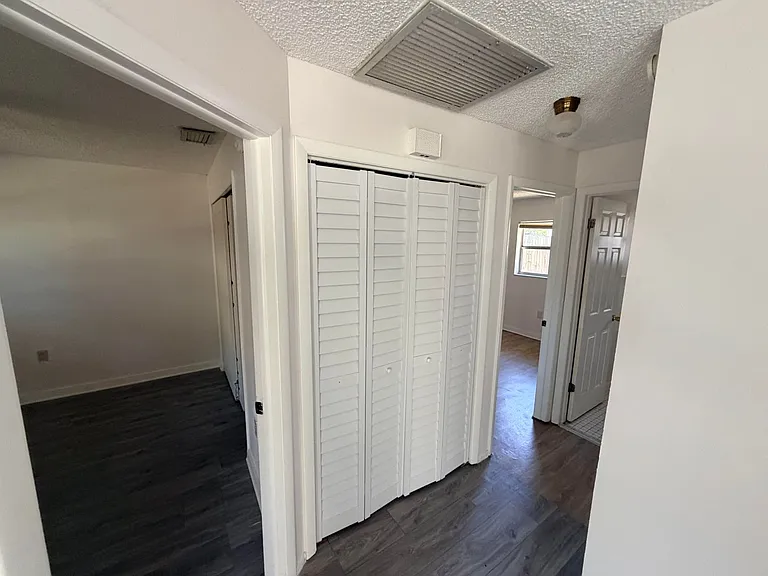 7434 Chapel Ave — Photo 8