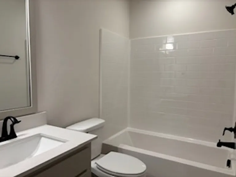 18200 Austin Ct — Photo 10