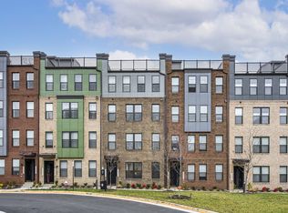 20276 Newfoundland Sq #1, Ashburn, VA 20147