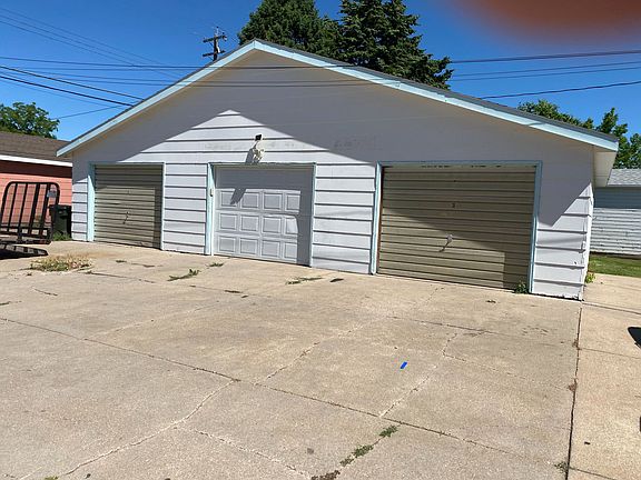 4th image of 2300 E Philip Ave Trailer 22