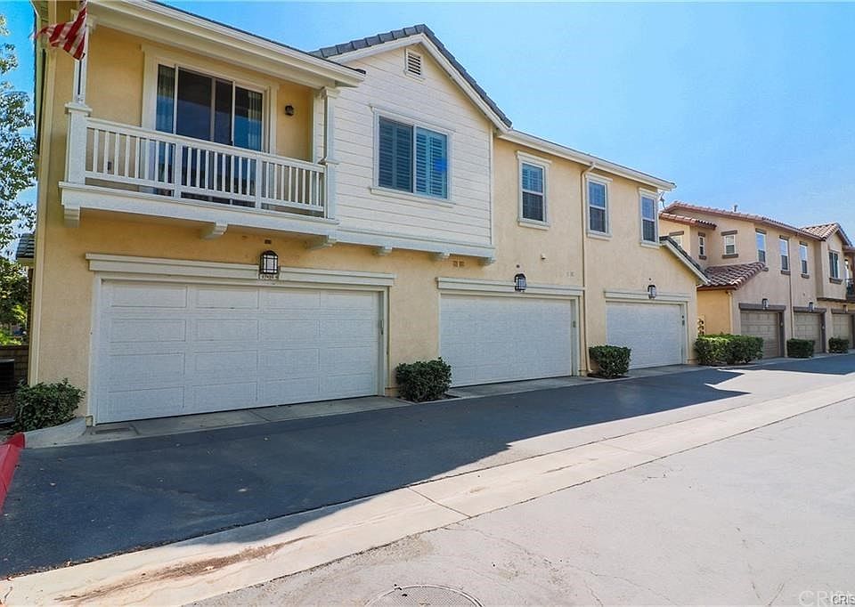 1st image of 27490 Acacia Dr