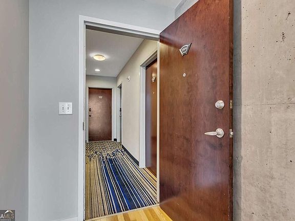 5th image of 3324 Peachtree Rd NE Unit 2804