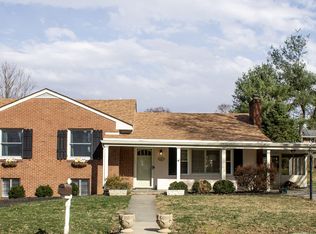 1910 Airview Rd SW, Roanoke, VA 24018