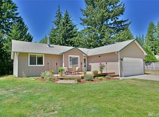 401 Beef Creek Ln NW, Seabeck, WA 98380