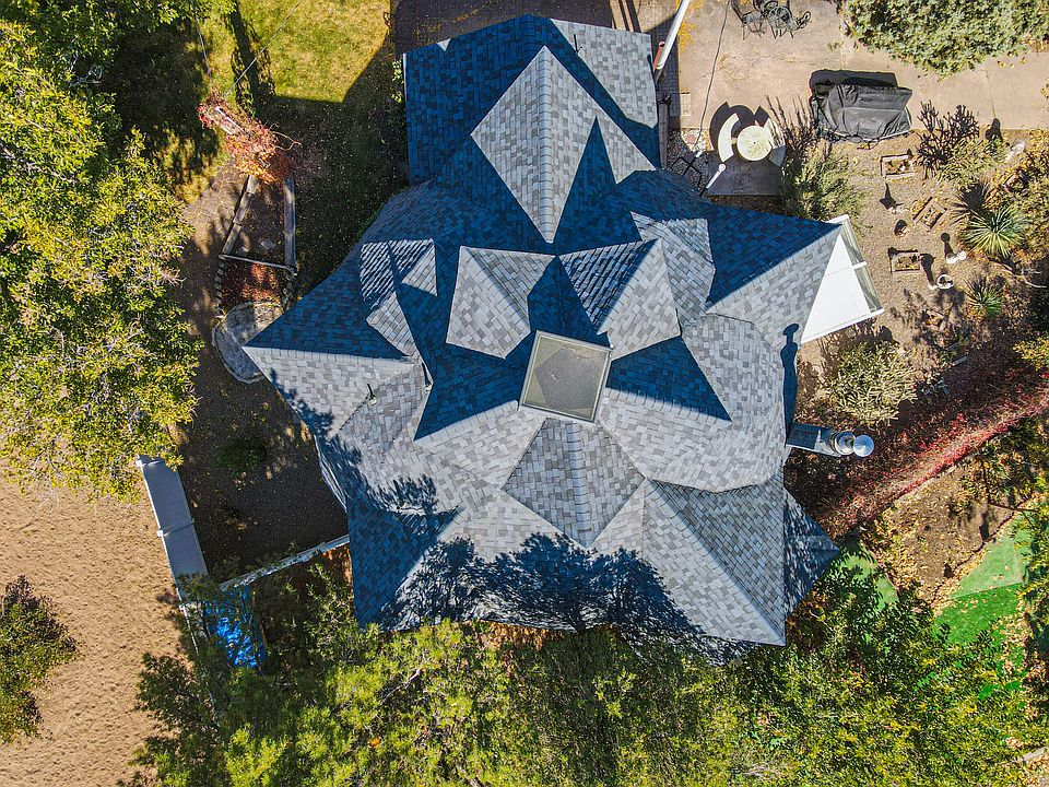 1st image of 305 Homesite Ln NW
