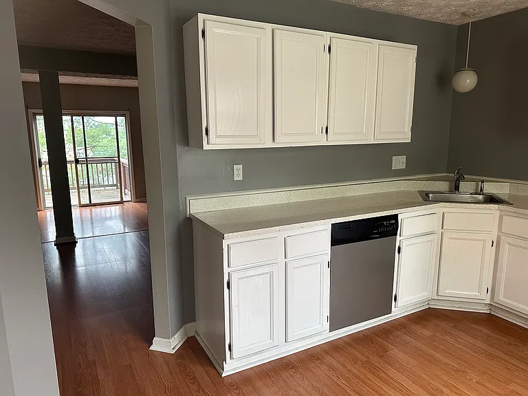 37 Oak Crest Ct — Photo 12