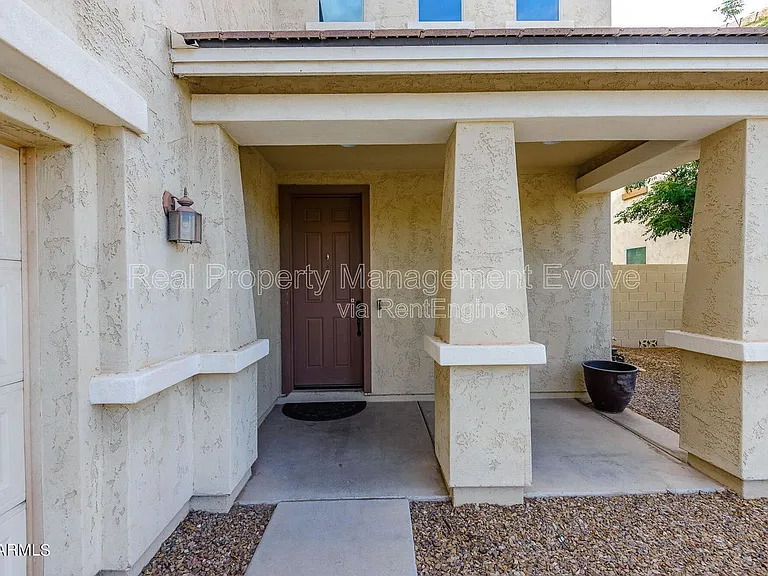 1544 E Hummingbird Way — Photo 3