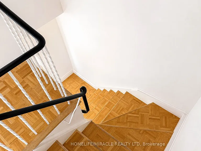2651 Aquitaine Ave #74 — Photo 13