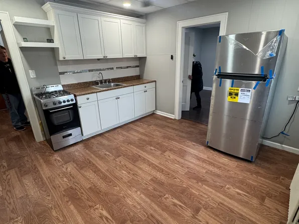 172 Washington Ave APT 7A, Little Ferry, NJ 07643