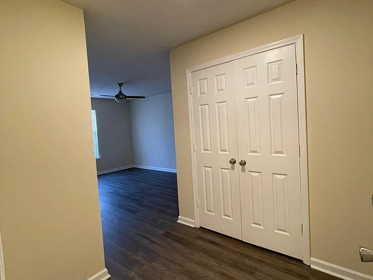 813 Granite St #F — Photo 8