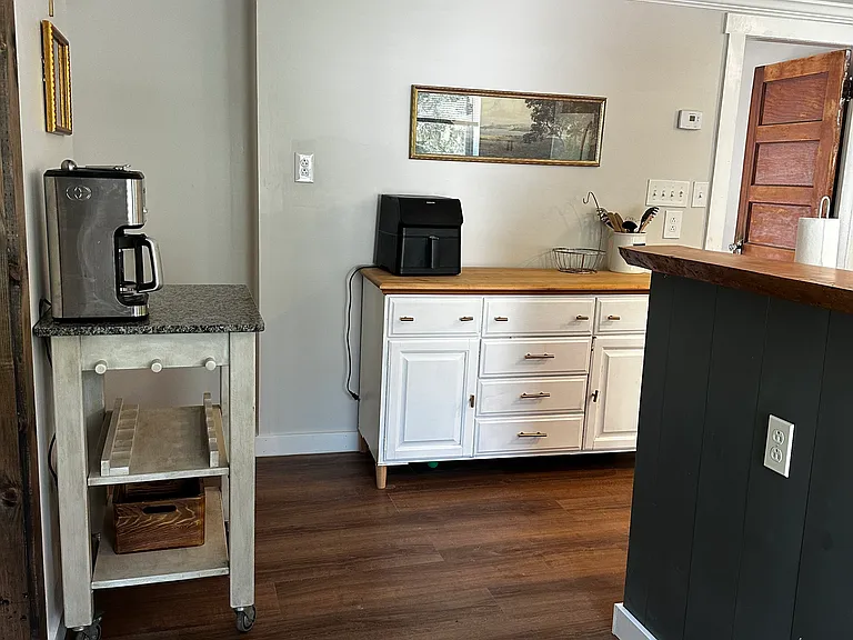 4 James Ave #2 — Photo 5
