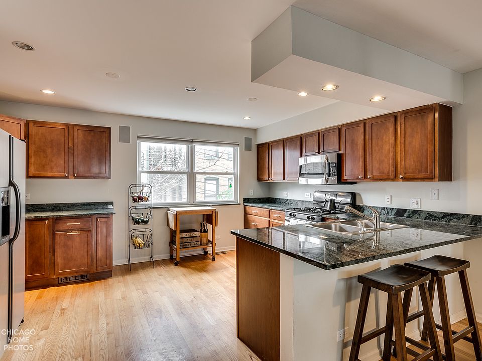 1st image of 1751 W Julian St APT 6