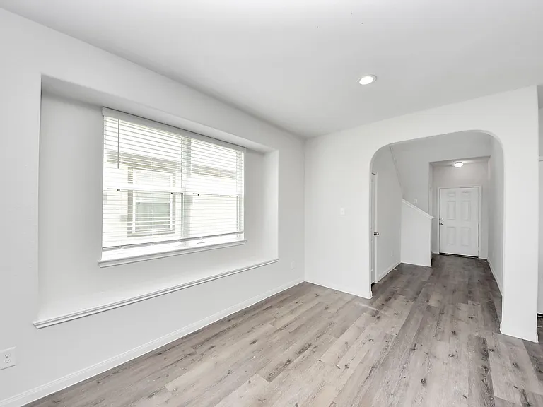 4919 Purple Wisteria Ln — Photo 15