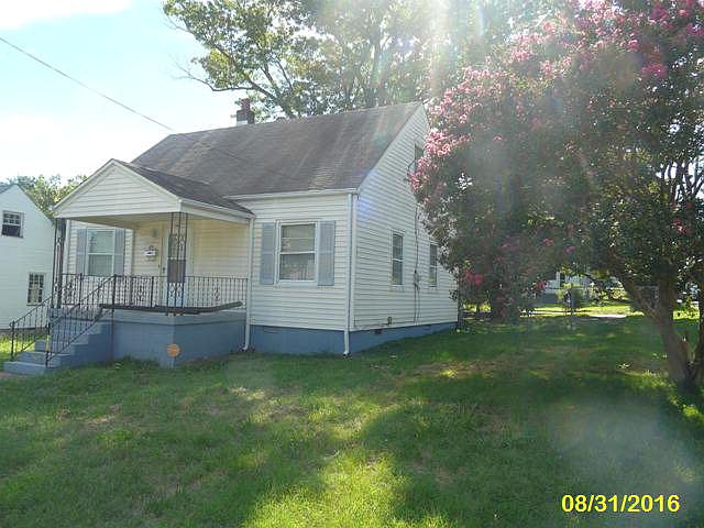 1st image of 851 Melville Ave