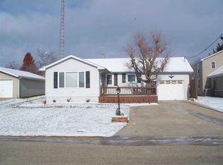11405 E 600 N, Orland, IN 46776