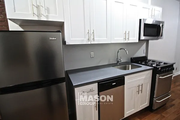 Rented by Mason Group LLC | media 29