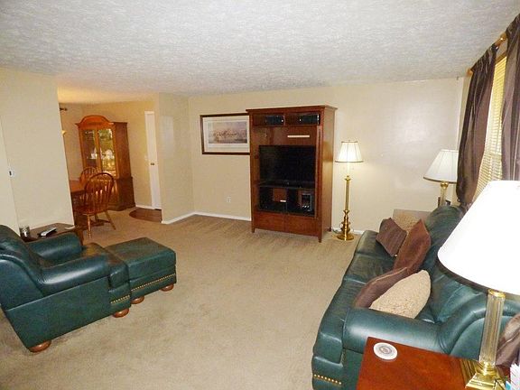 2nd image of 5748 Richland Cir