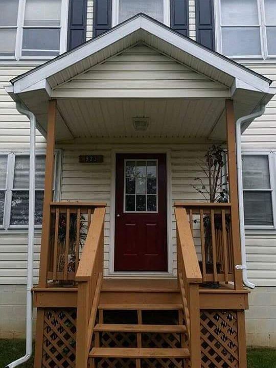 1st image of 923 Rose Hill Ave APT 2