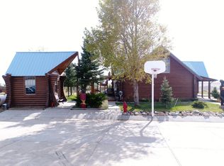 251 Foxrun Dr, Gillette, WY 82716