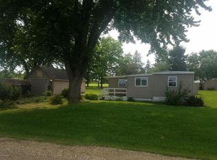 1435 Elm Ave SW, Oronoco, MN 55960