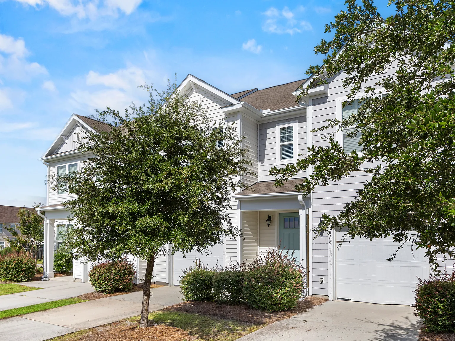 3 bed, 2.5 bath, 1533 sqft, $2,500 — Photo 3