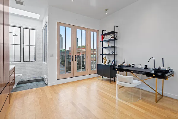 Sold by Compass | media 9