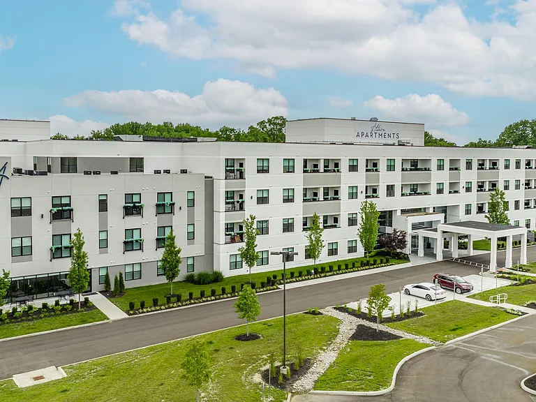 The front of Altura Apartments