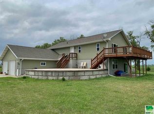11444 Birch Ave, Sloan, IA 51055